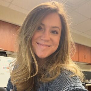 Meet your Posher, Holly